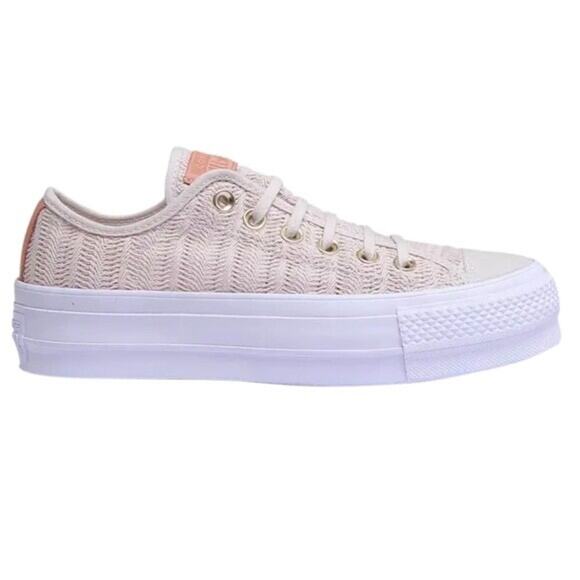 Converse crochet size 8 sneakers - Picture 1 of 6